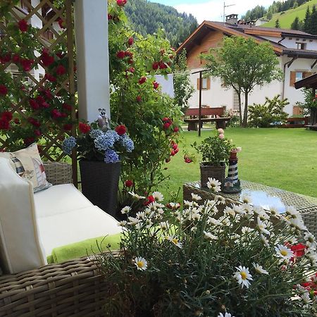 Apartments Vaiolet Santa Cristina Val Gardena Kültér fotó